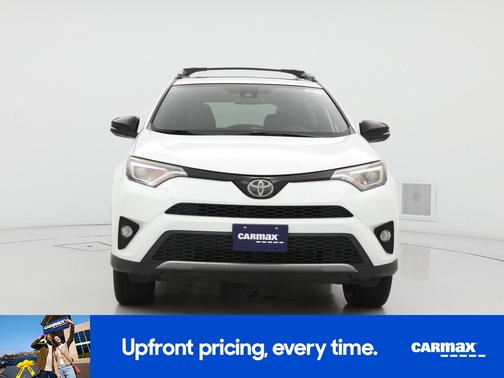 2017 Toyota RAV4 SE