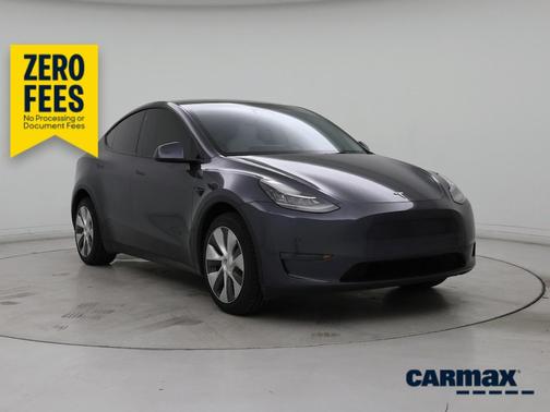 Gray 2023 Tesla Model Y Long Range