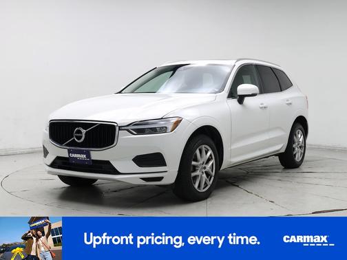 2020 Volvo XC60 T5 Momentum