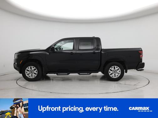Black 2023 Nissan Frontier SV