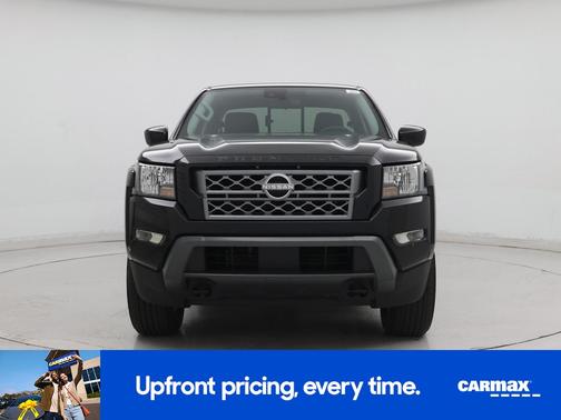Black 2023 Nissan Frontier SV