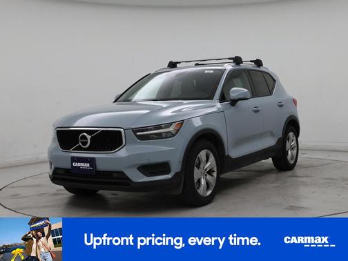 Blue 2019 Volvo XC40 T5 Momentum