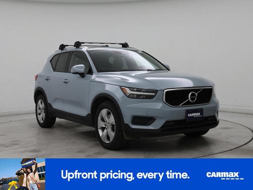 Blue 2019 Volvo XC40 T5 Momentum