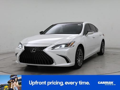 White 2025 Lexus ES 350 Luxury