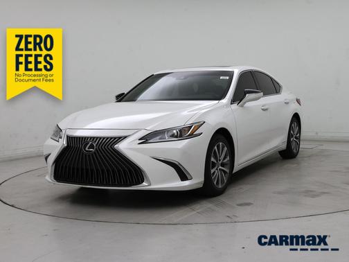 White 2020 Lexus ES 300h Luxury
