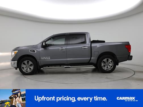 Gray 2017 Nissan Titan SV