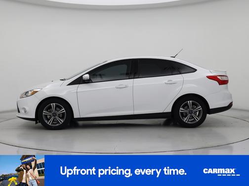 White 2014 Ford Focus SE
