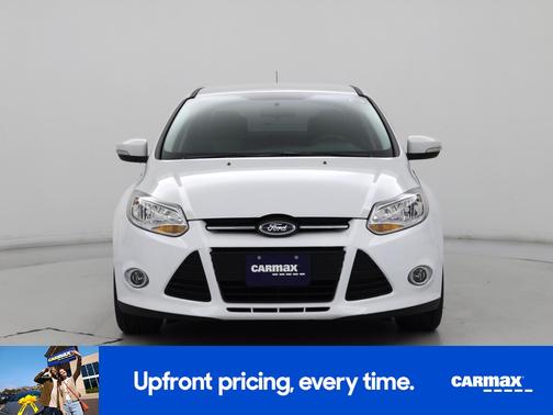White 2014 Ford Focus SE