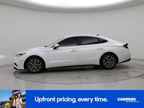 White 2022 Hyundai SONATA SEL