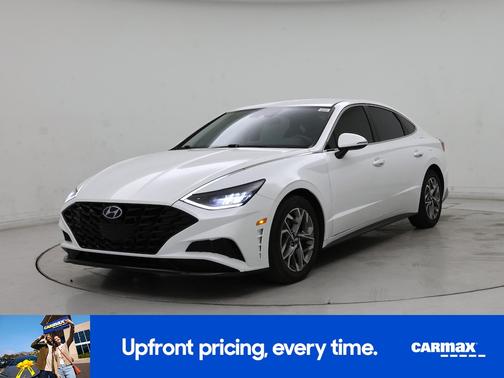 White 2022 Hyundai SONATA SEL
