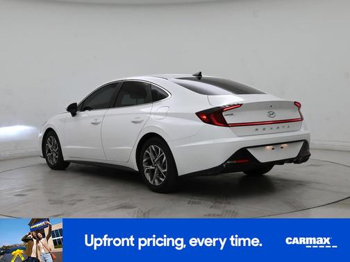 White 2022 Hyundai SONATA SEL