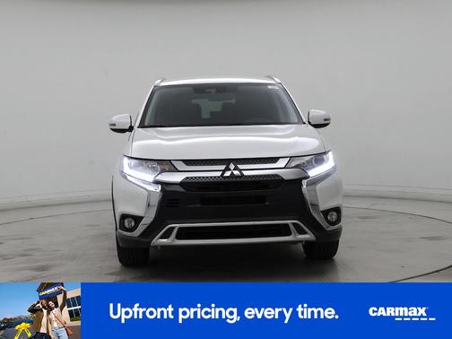 White 2020 Mitsubishi Outlander SEL