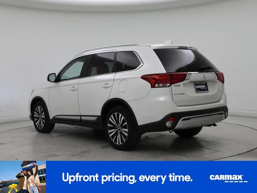 White 2020 Mitsubishi Outlander SEL