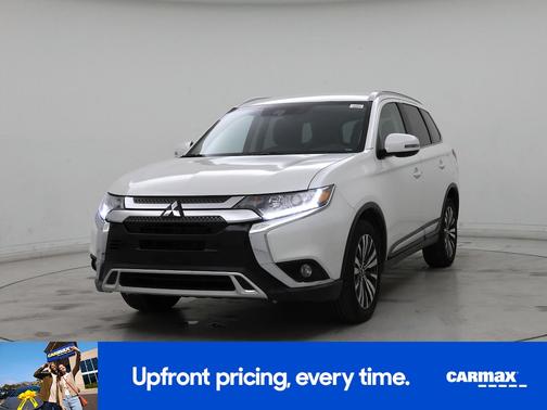 White 2020 Mitsubishi Outlander SEL