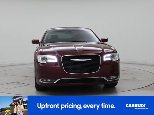 2016 Chrysler 300 Limited