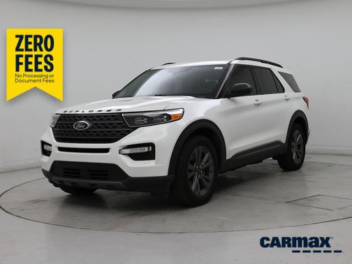 White 2021 Ford Explorer XLT