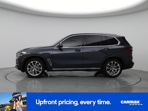 Blue 2022 BMW X5 sDrive40i