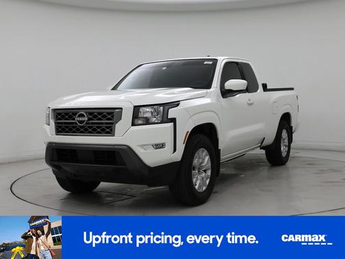 White 2024 Nissan Frontier SV