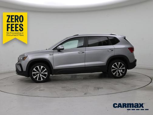 Gray 2024 Volkswagen Taos SE