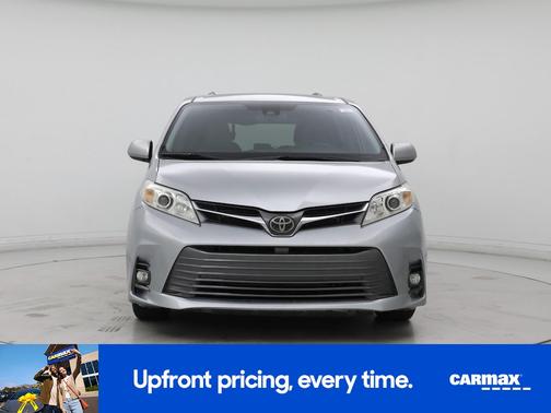 2019 Toyota Sienna XLE Premium