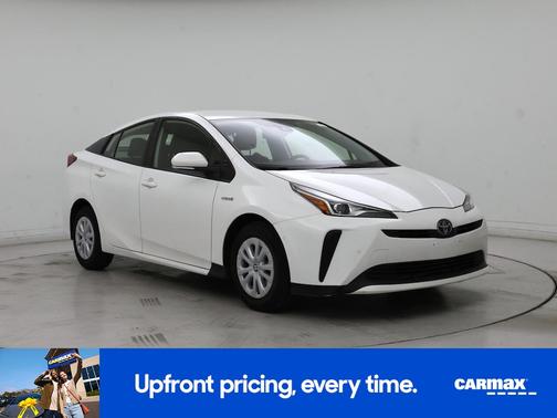 White 2022 Toyota Prius LE