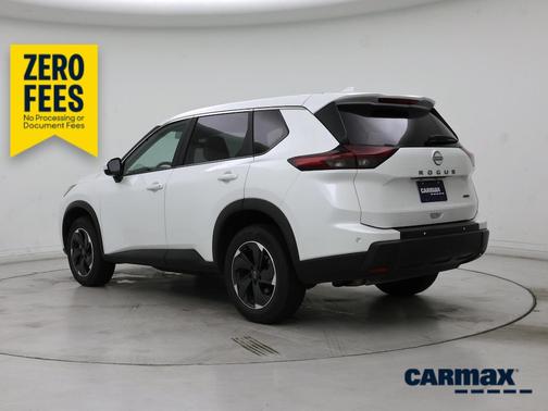 White 2025 Nissan Rogue SV