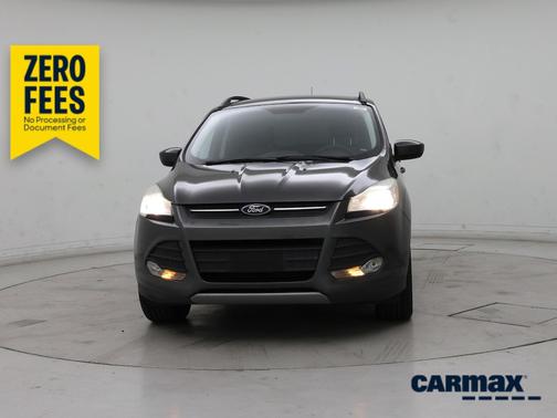 Gray 2015 Ford Escape SE