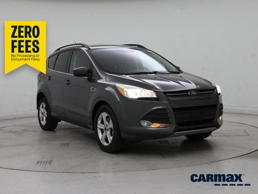 Gray 2015 Ford Escape SE