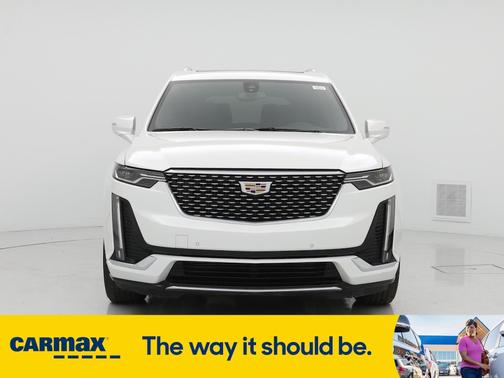 2022 Cadillac XT6 Luxury