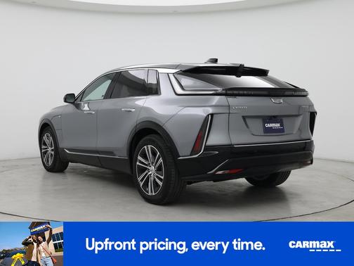 2024 Cadillac LYRIQ Luxury 2