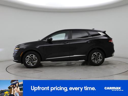 Black 2024 Kia Sportage LX