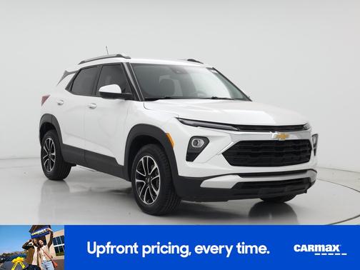 White 2024 Chevrolet Trailblazer LT