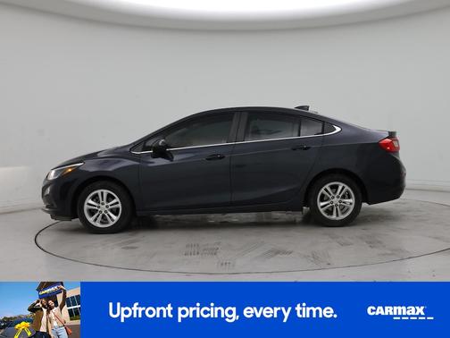 Black 2017 Chevrolet Cruze LT
