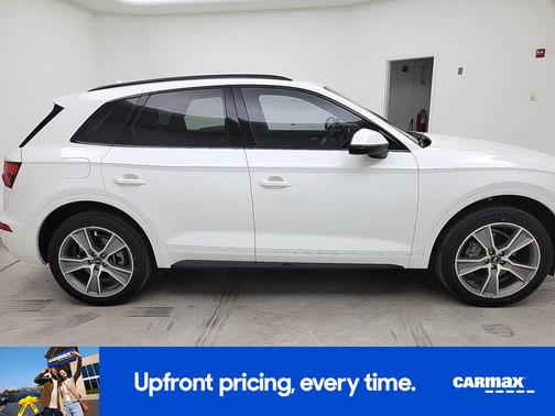 White 2020 Audi Q5 Premium Plus