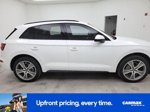 White 2020 Audi Q5 Premium Plus