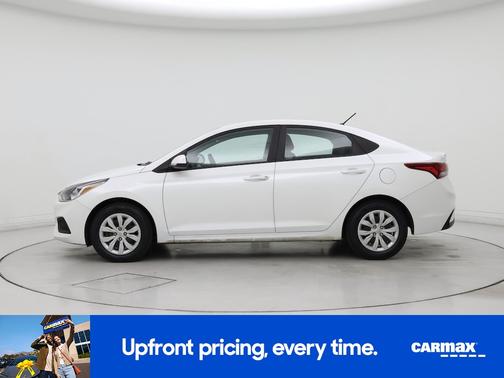 2022 Hyundai Accent SE