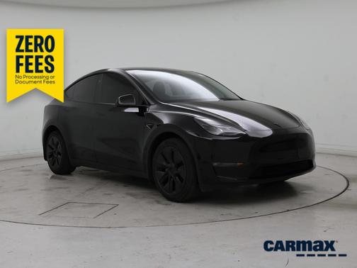 Black 2025 Tesla Model Y Long Range