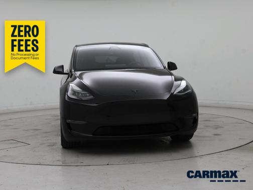 Black 2025 Tesla Model Y Long Range