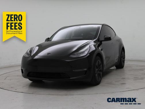 Black 2025 Tesla Model Y Long Range