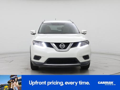 White 2016 Nissan Rogue SV