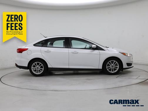 White 2018 Ford Focus SE