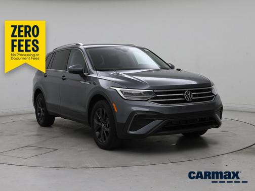Gray 2022 Volkswagen Tiguan SE