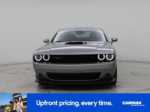 2016 Dodge Challenger 392 Hemi Scat Pack Shaker