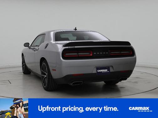 2016 Dodge Challenger 392 Hemi Scat Pack Shaker