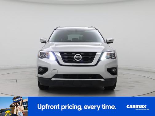 2017 Nissan Pathfinder SV