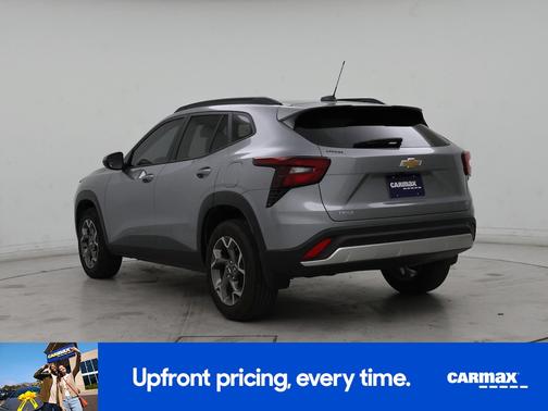 Gray 2025 Chevrolet Trax LT