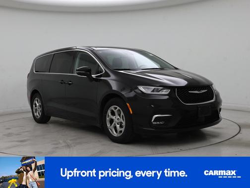 Black 2024 Chrysler Pacifica Limited