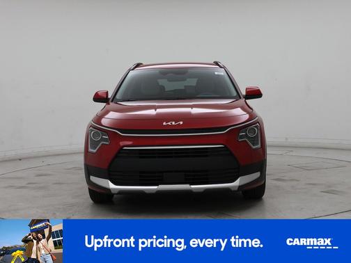 Red 2025 Kia Niro EX
