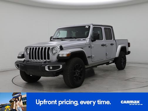 Silver 2023 Jeep Gladiator Sport S