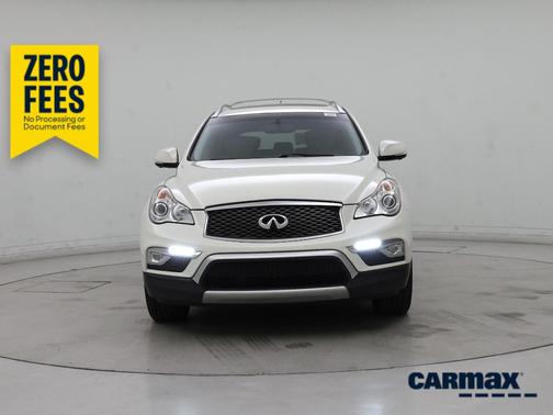 White 2016 INFINITI QX50